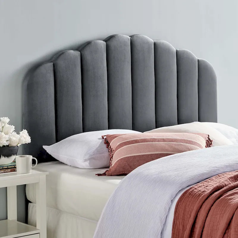 Tête de lit capitonnée en velours festonné – Grand lit/Très grand lit