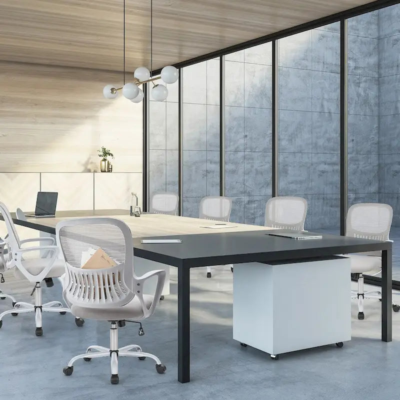 Chaise de bureau en maille avec accoudoirs fixes et hauteur réglable