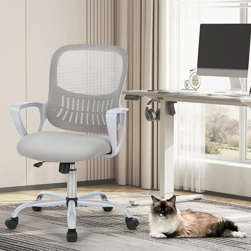 Chaise de bureau en maille avec accoudoirs fixes et hauteur réglable