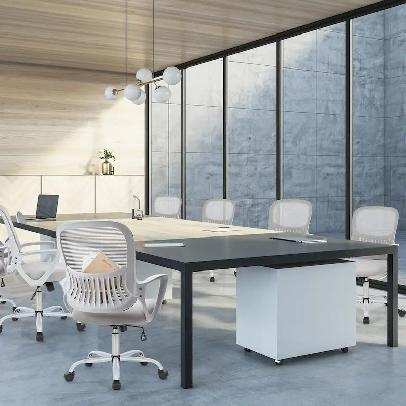 Chaise de bureau en maille avec accoudoirs fixes et hauteur réglable